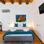 Апартаменты Icon Centro By Icon7 Luxury